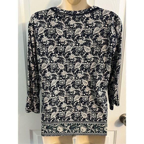 Lucky Brand Floral Boho Cotton Navy and White Top. 3/4 Sleeves. Size SP - Picture 5 of 5